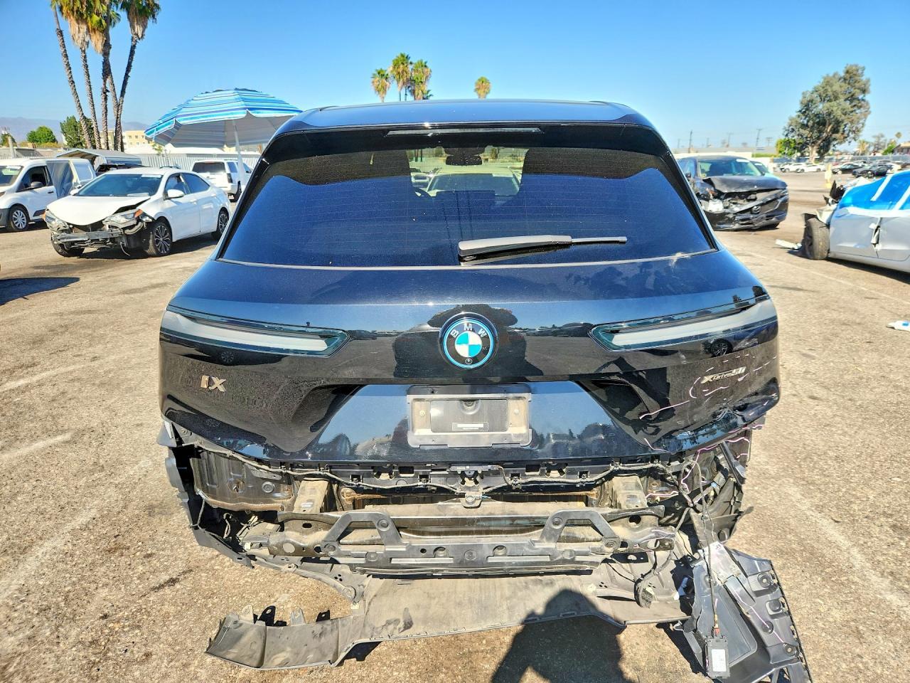 2024 BMW Ix xDrive50 - zdjęcie 6