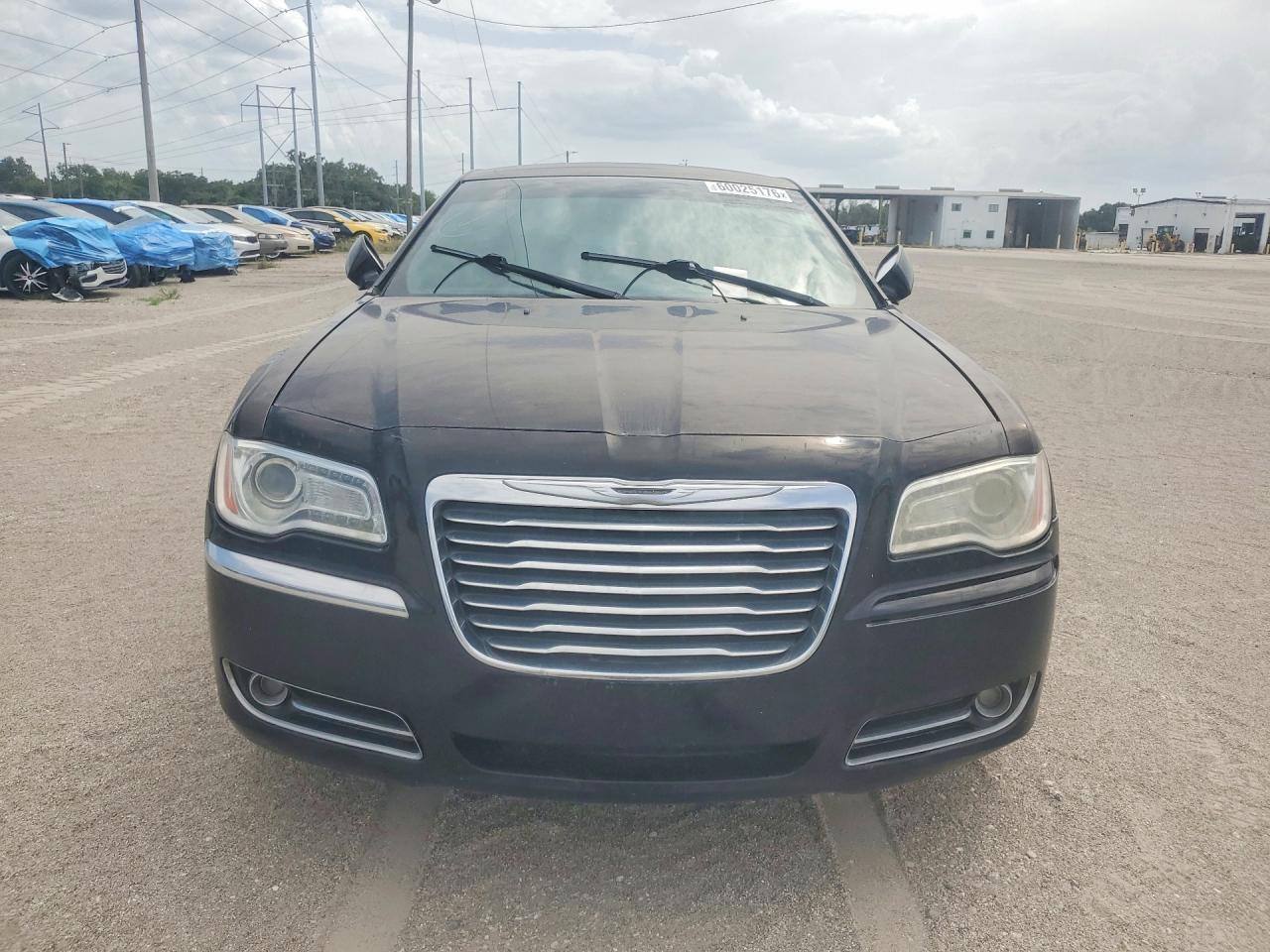 2014 Chrysler 300 - zdjęcie 5