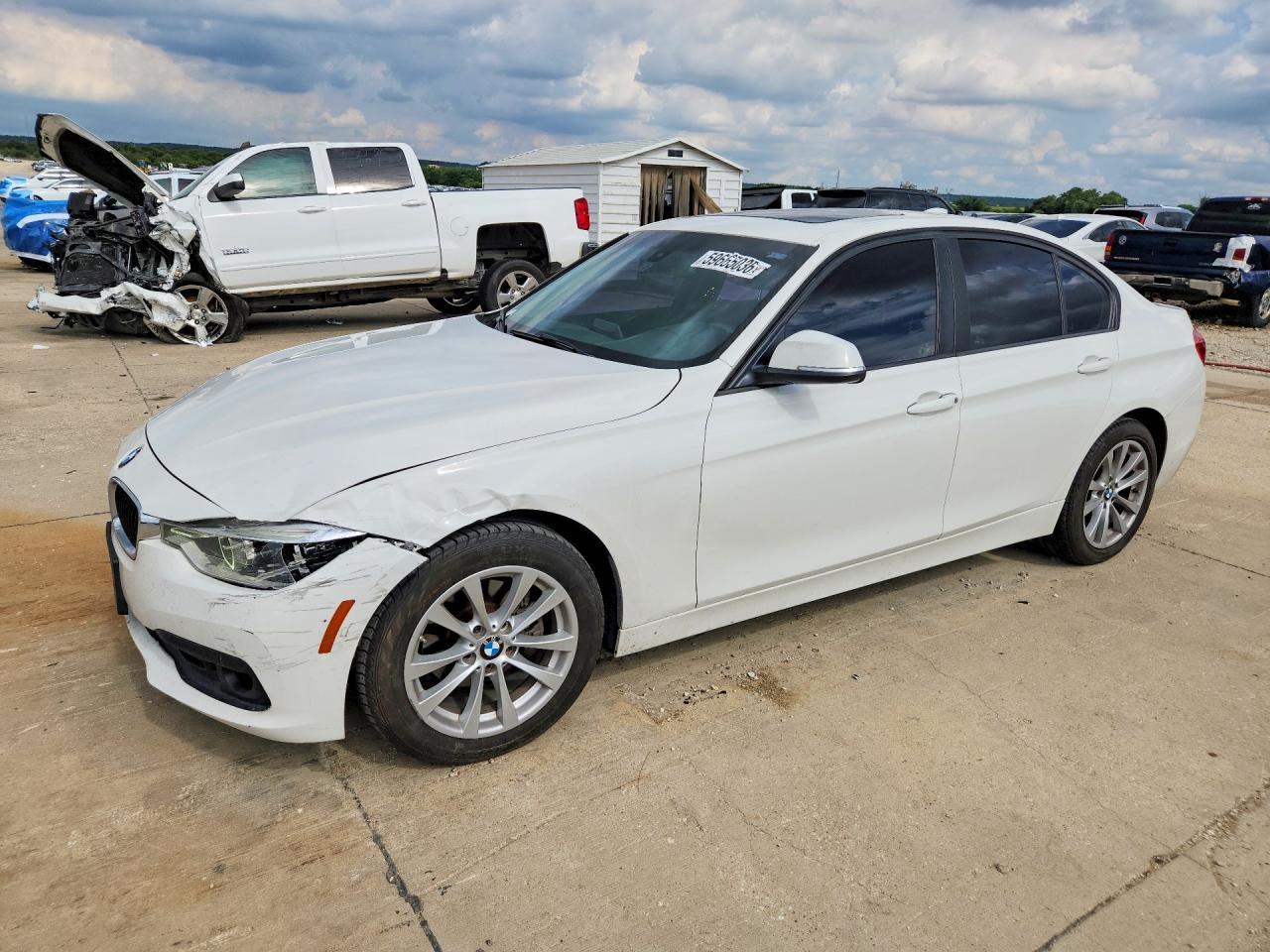 2018 BMW 320 I - zdjęcie główne