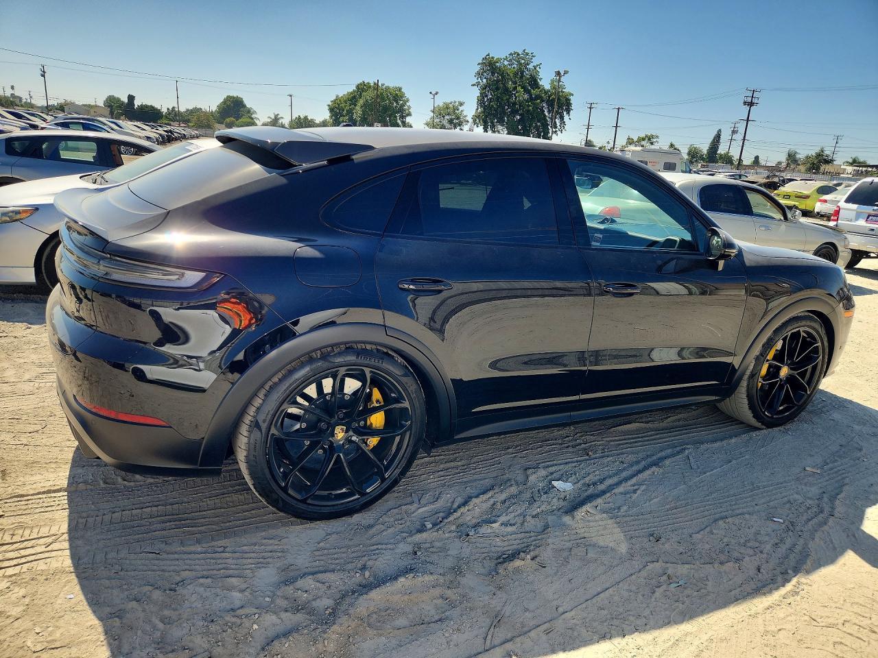 2024 Porsche Cayenne Turbo Gt - zdjęcie 3