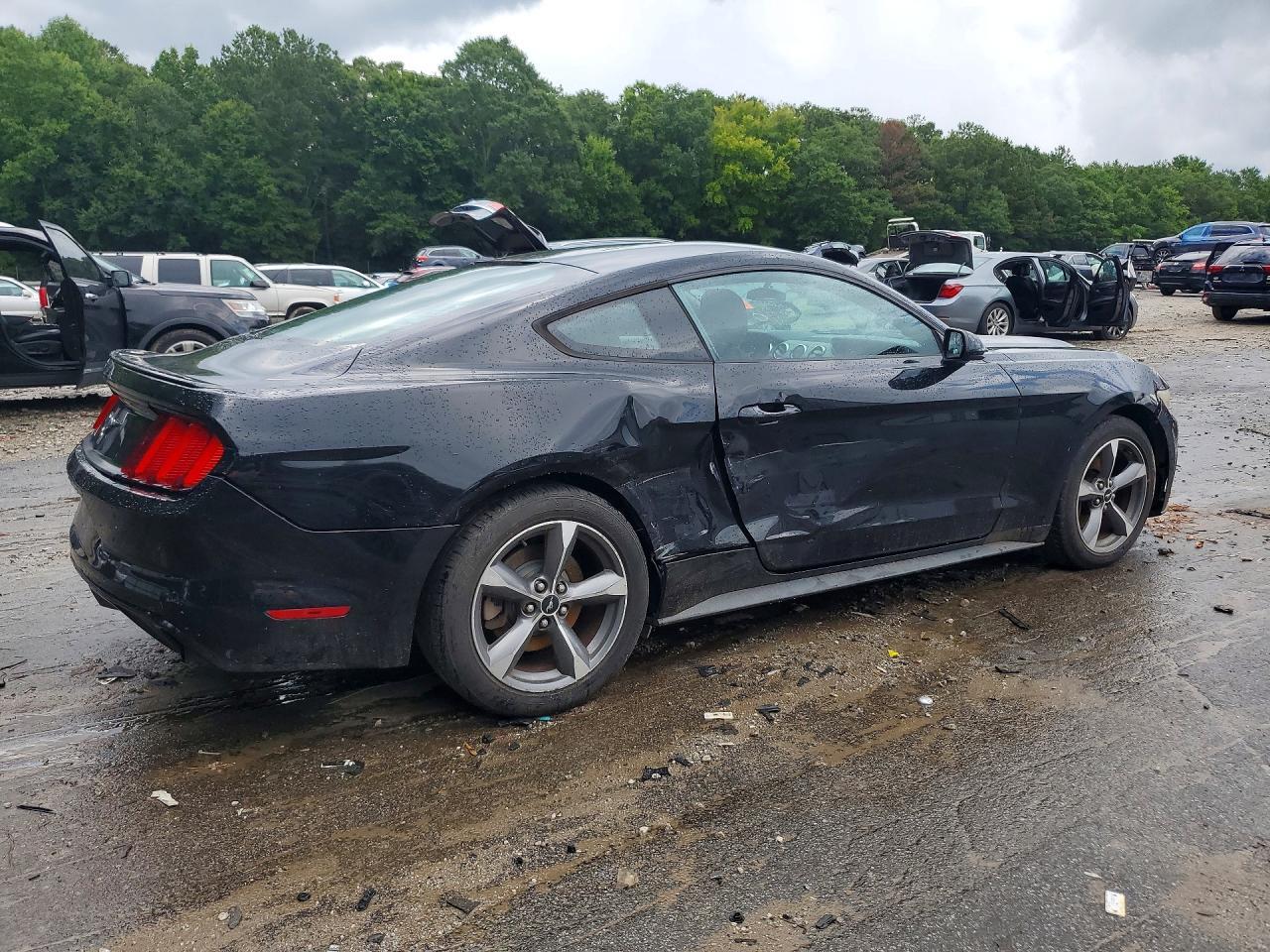 2016 Ford Mustang - zdjęcie 3