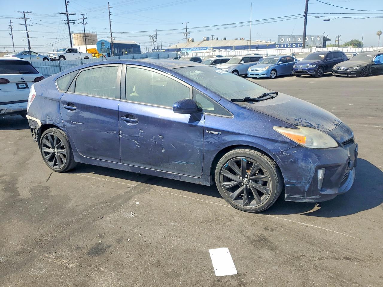 2014 Toyota Prius Three - zdjęcie 4