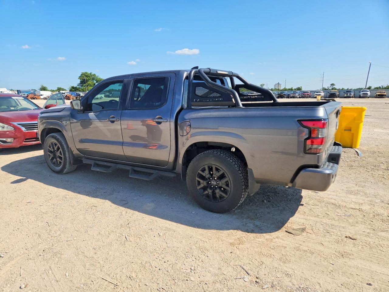 2023 Nissan Frontier Sv - zdjęcie 2