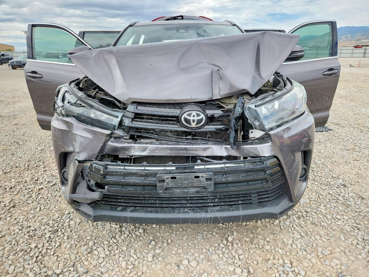 2019 Toyota Highlander Se - zdjęcie 11