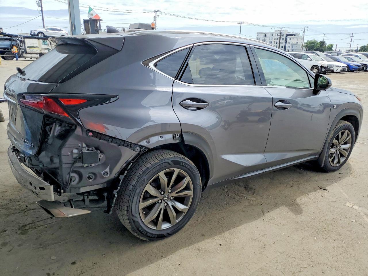 2015 Lexus Nx 200T - zdjęcie 3