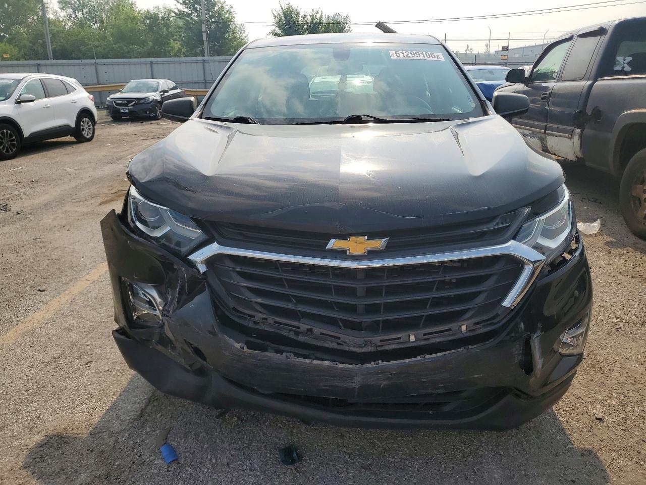 2018 Chevrolet Equinox Ls - zdjęcie 5