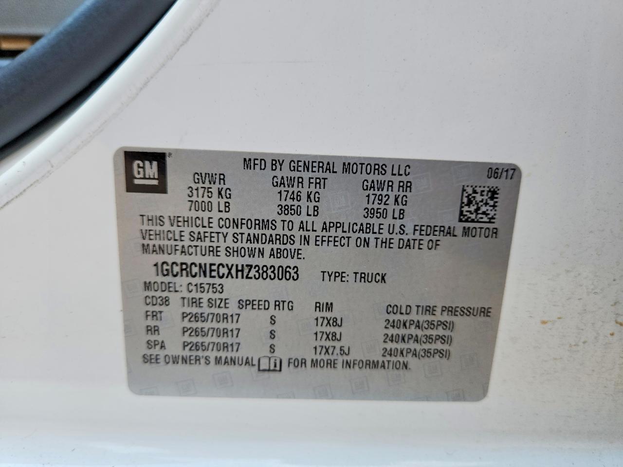 2017 Chevrolet Silverado C1500 - zdjęcie 12