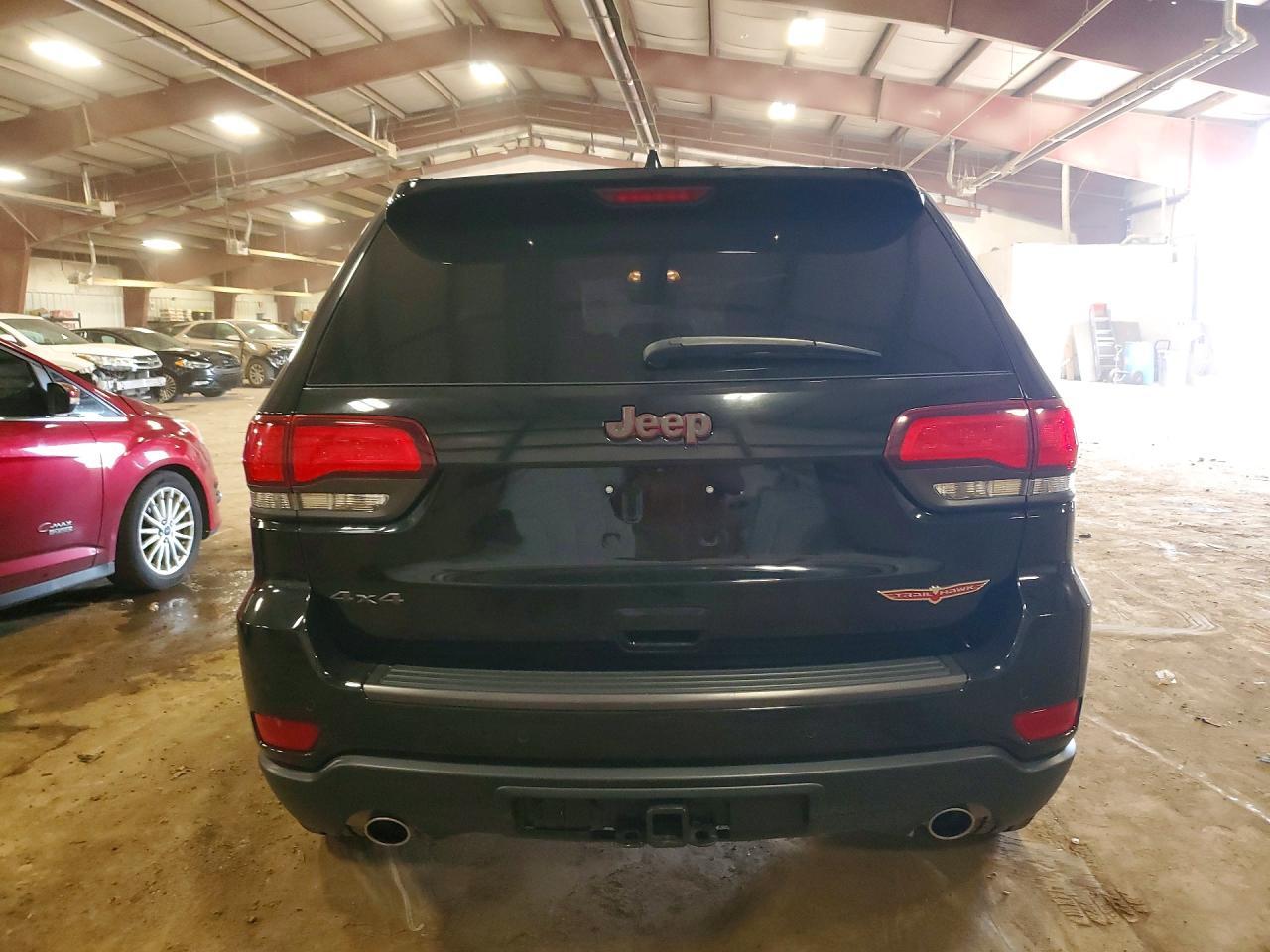 2021 Jeep Grand Cherokee Trailhawk - zdjęcie 6