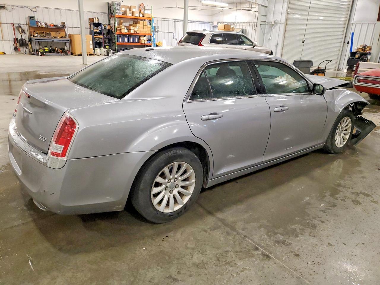 2014 Chrysler 300 - zdjęcie 3