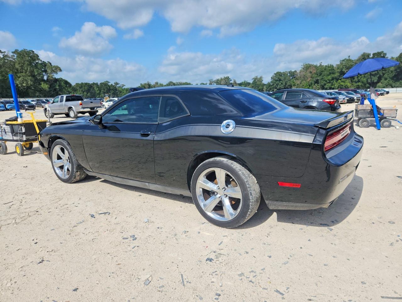 2014 Dodge Challenger R/T - zdjęcie 2