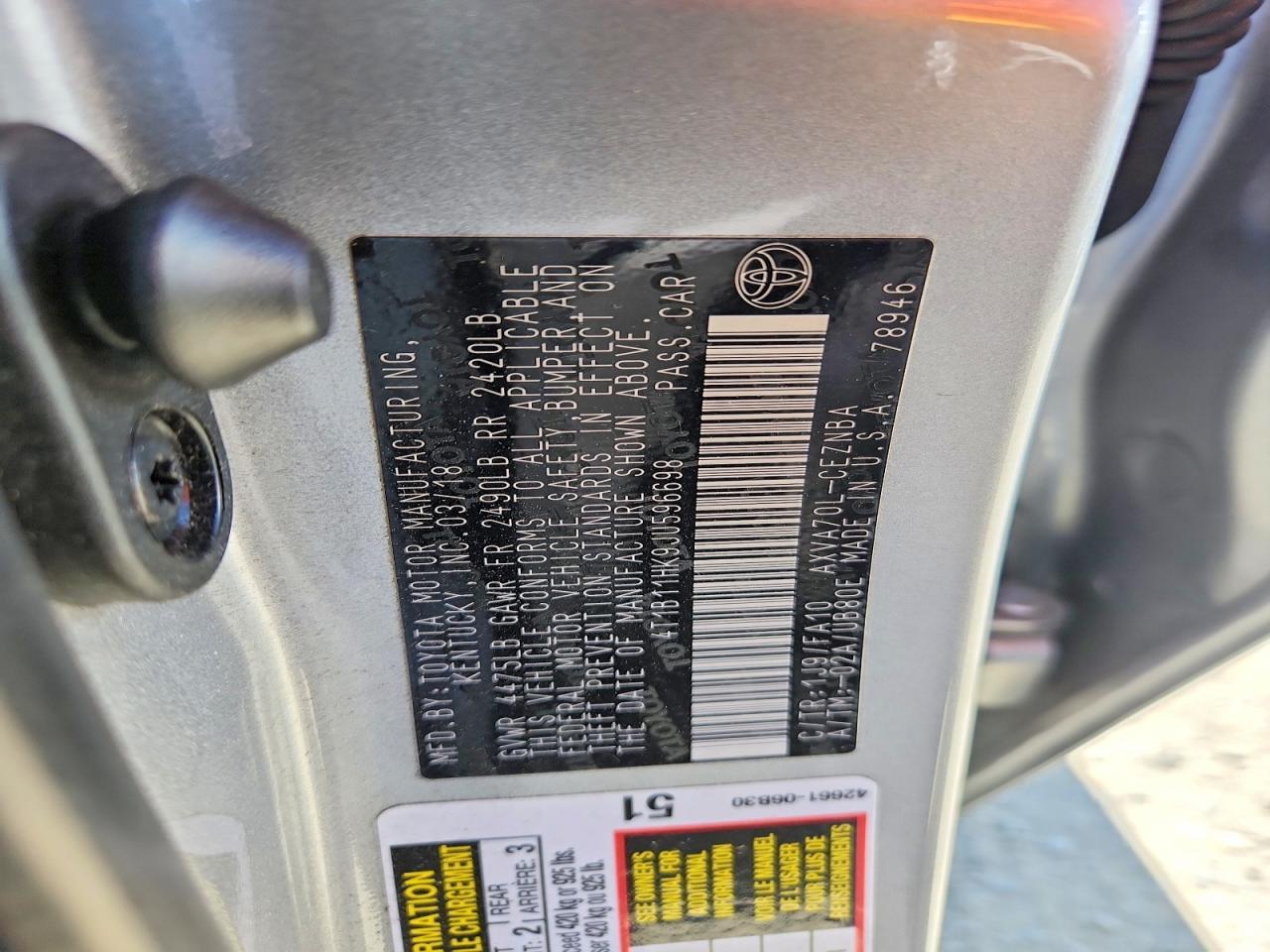 2018 Toyota Camry Le - zdjęcie 12