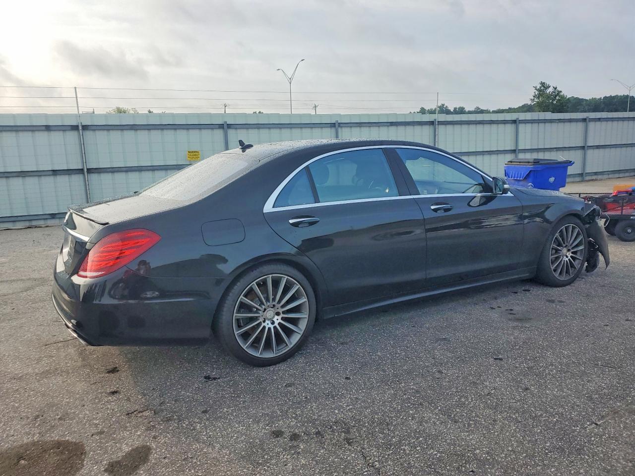 2015 Mercedes-Benz S 550 - zdjęcie 3