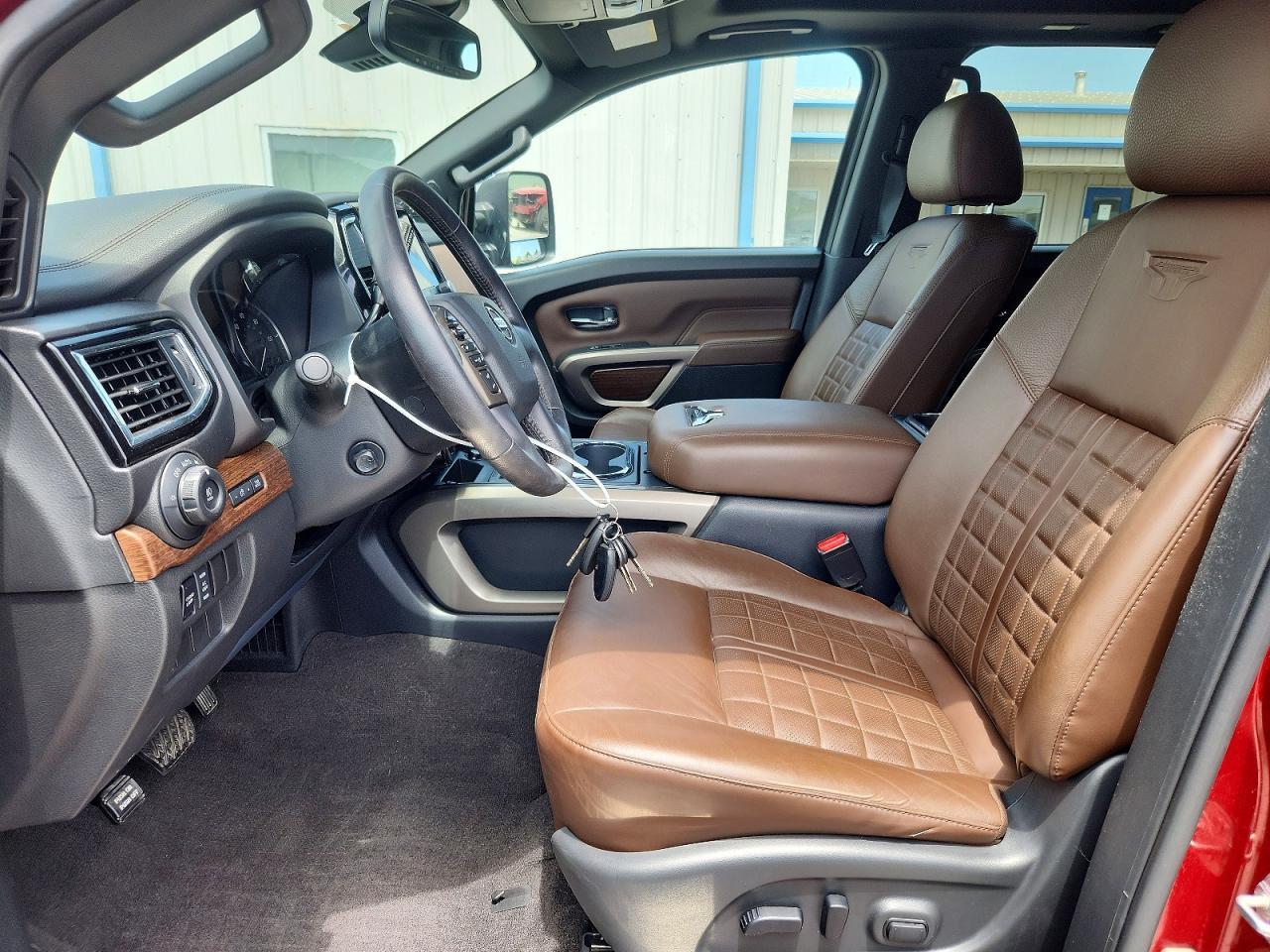 2022 Nissan Titan Xd Platinum Reserve - zdjęcie 7