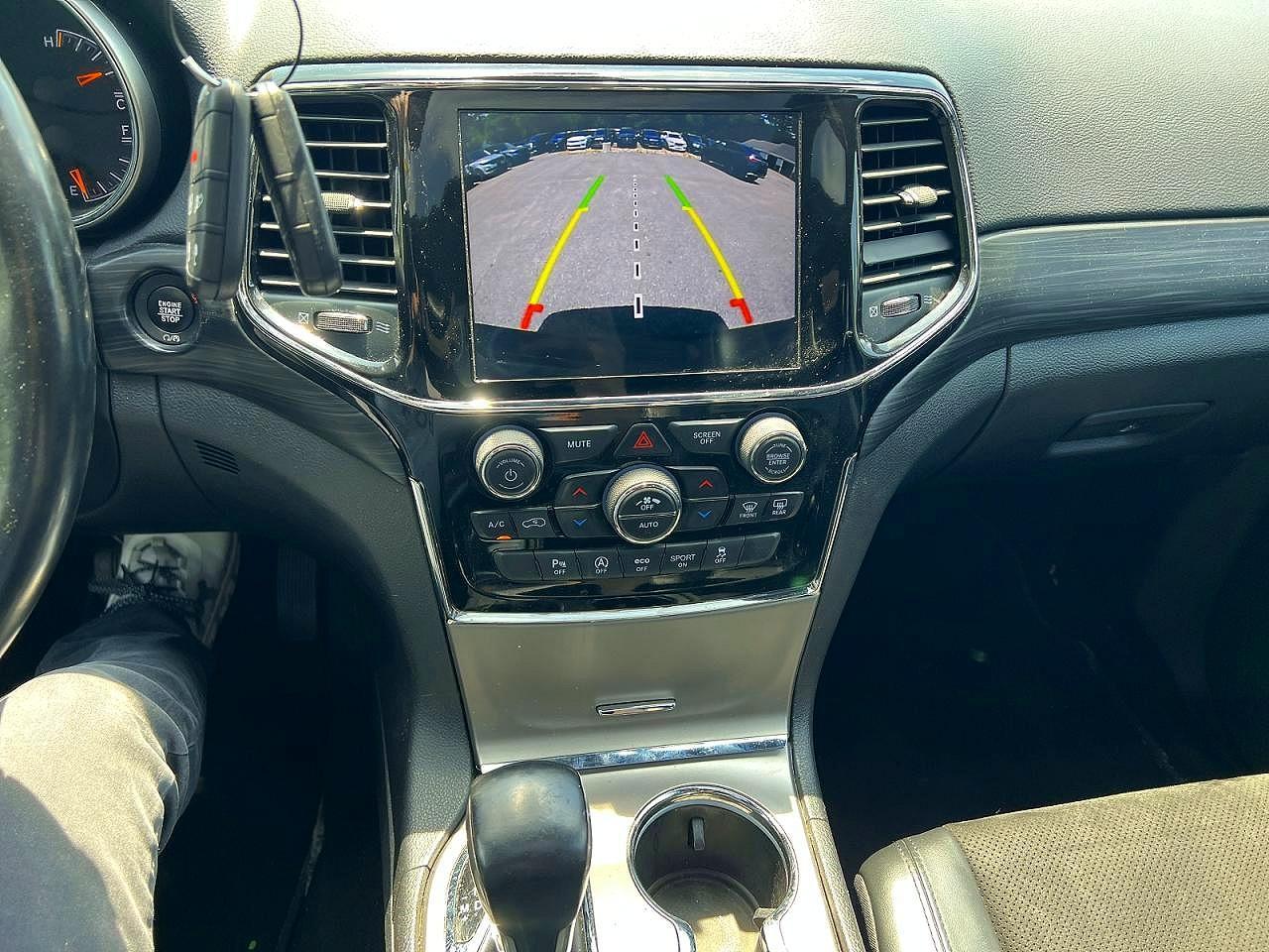 2021 Jeep Grand Cherokee Laredo - zdjęcie 9