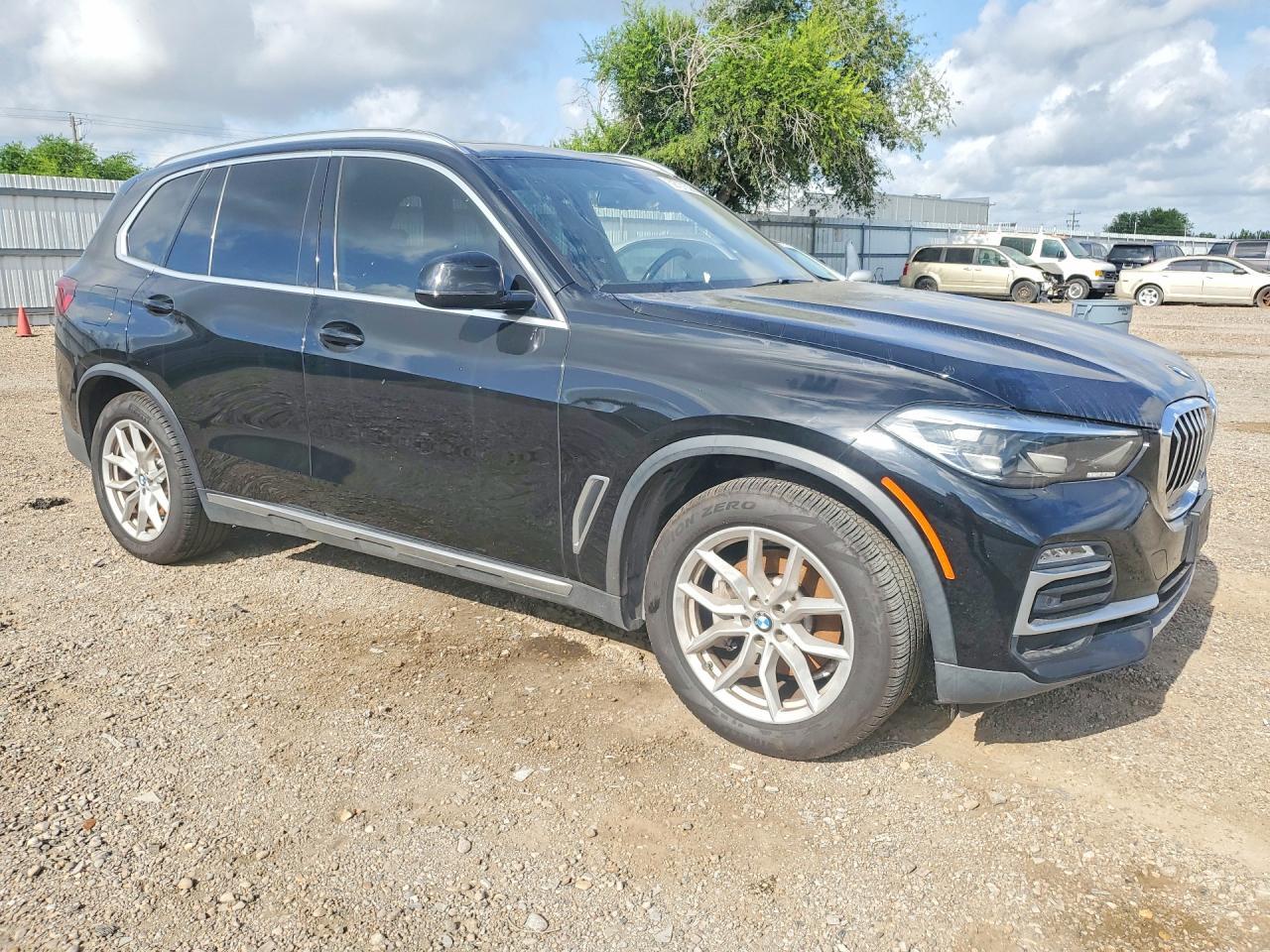 2021 BMW X5 Sdrive 40I - zdjęcie 4