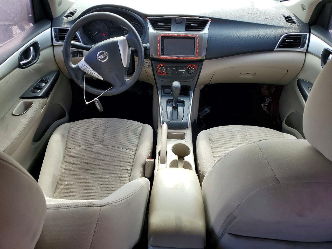 2017 Nissan Sentra - zdjęcie 8