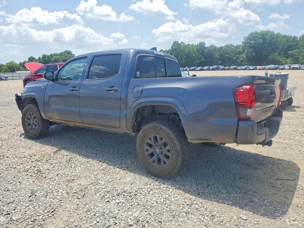 2023 Toyota Tacoma Sr V6 - zdjęcie 2