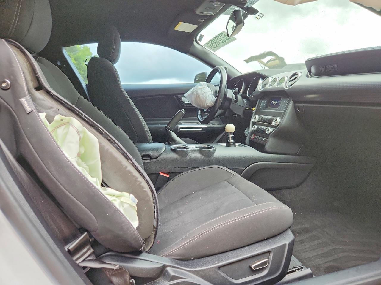 2019 Ford Mustang Gt - zdjęcie 10