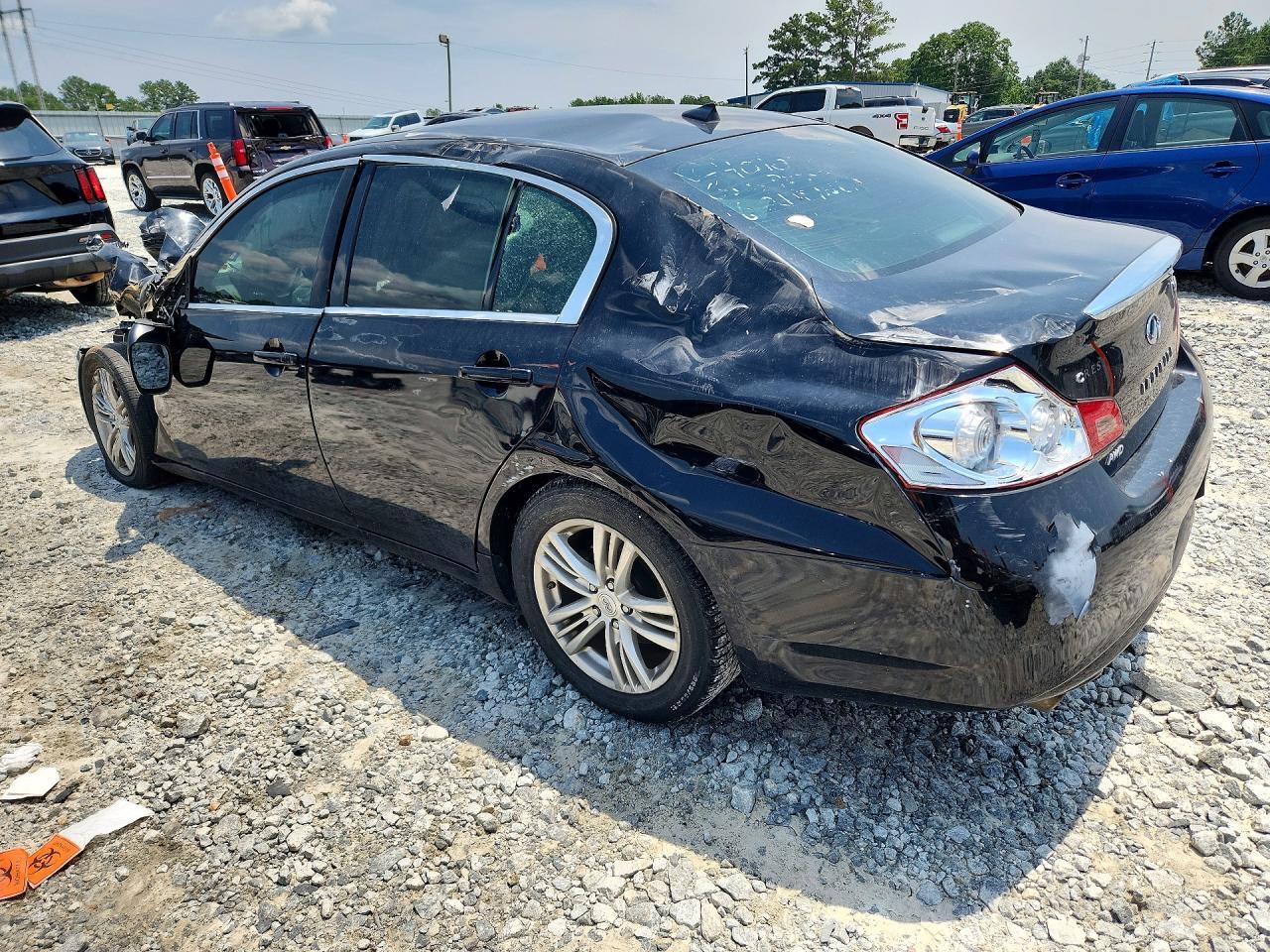 2015 Infiniti Q40 Base - zdjęcie 2