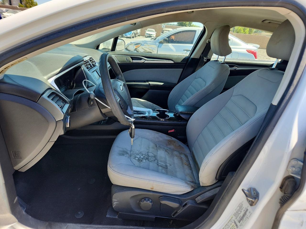 2015 Ford Fusion S - zdjęcie 7