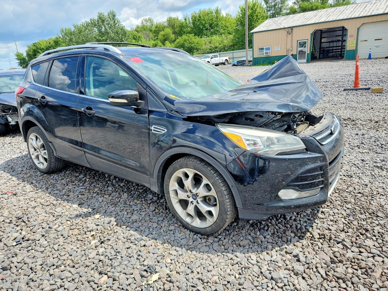 2014 Ford Escape Titanium - zdjęcie 4