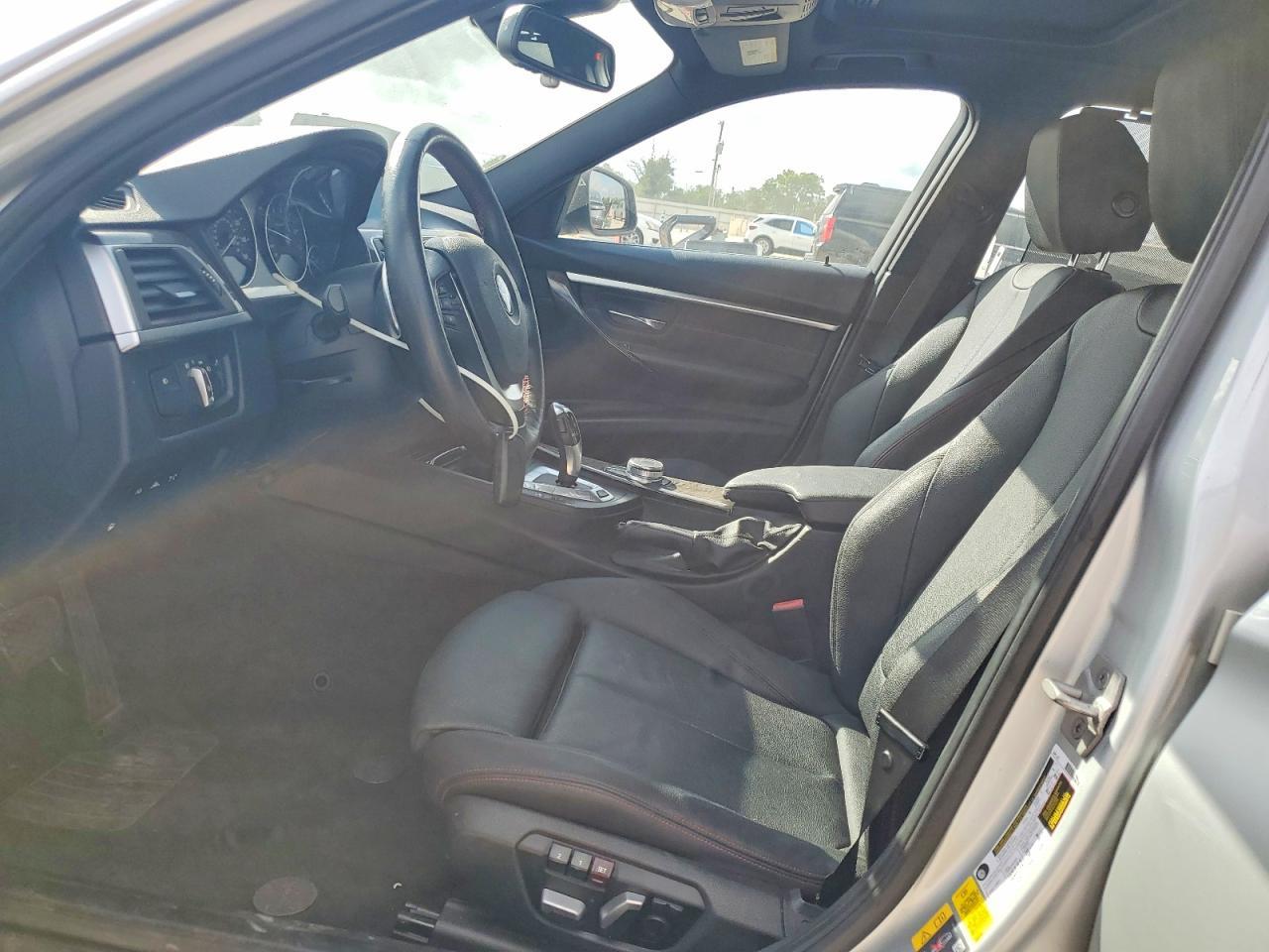 2017 BMW 330E - zdjęcie 7