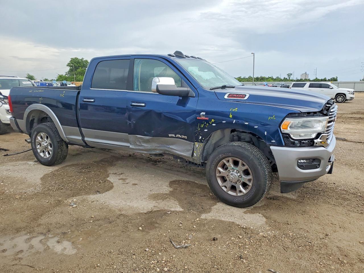 2021 Ram 2500 Laramie - zdjęcie 4
