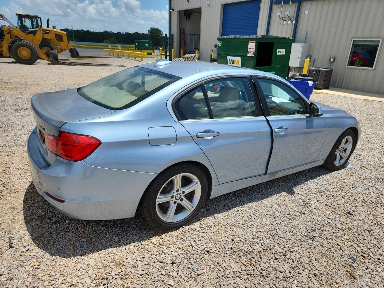 2015 BMW 328 I - zdjęcie 3