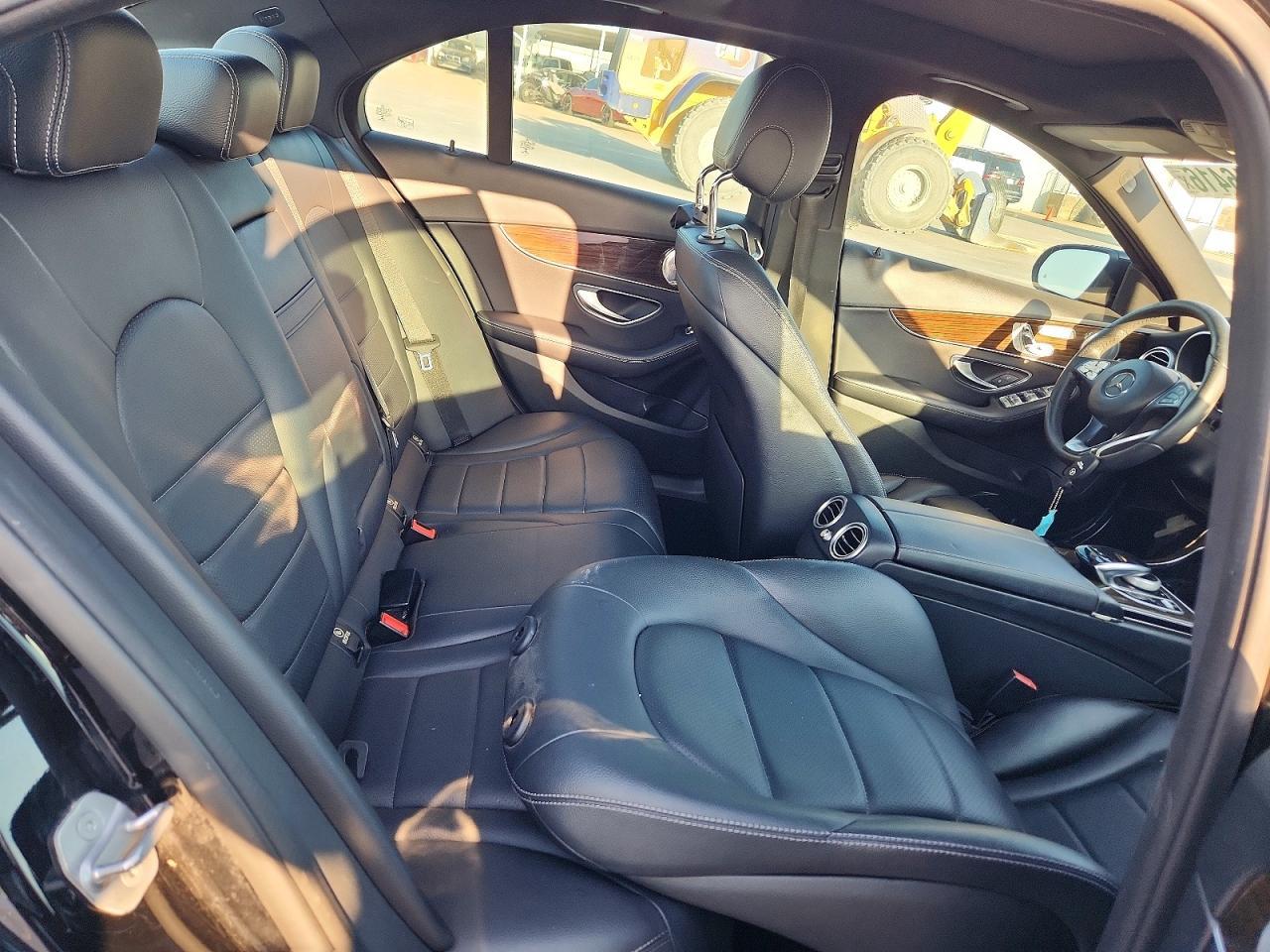 2018 Mercedes-Benz C 300 - zdjęcie 10