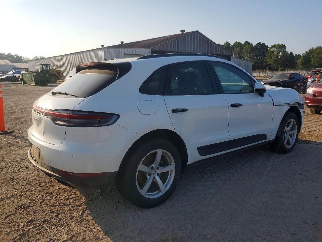 2020 Porsche Macan - zdjęcie 3