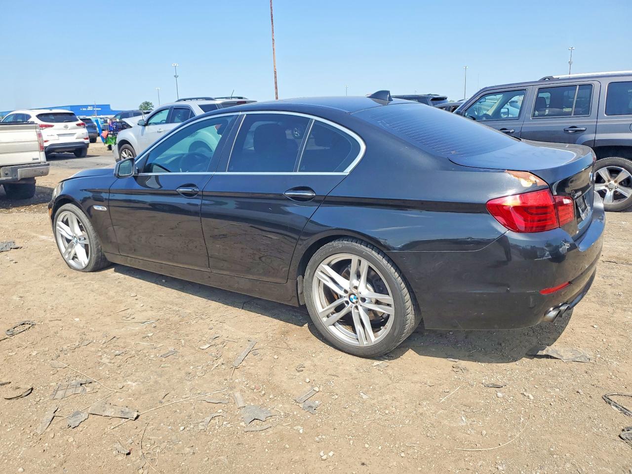 2013 BMW 528 Xi - zdjęcie 2