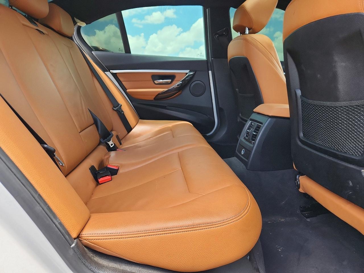 2018 BMW 330 I - zdjęcie 10