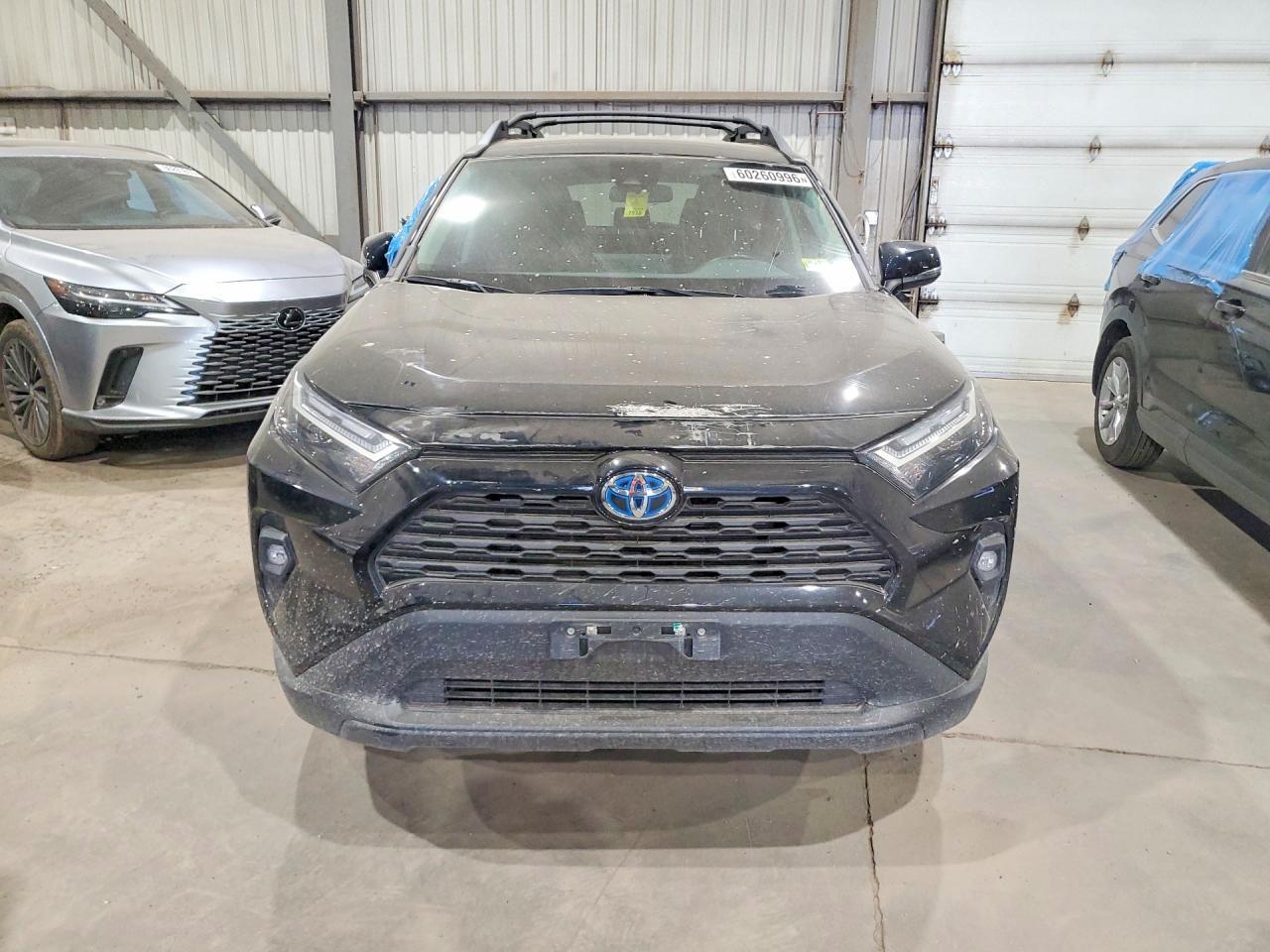 2023 Toyota Rav4 Woodland Edition - zdjęcie 5