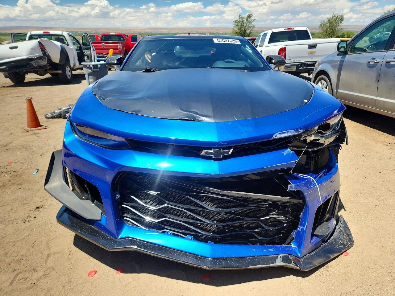 2017 Chevrolet Camaro Ls - zdjęcie 5
