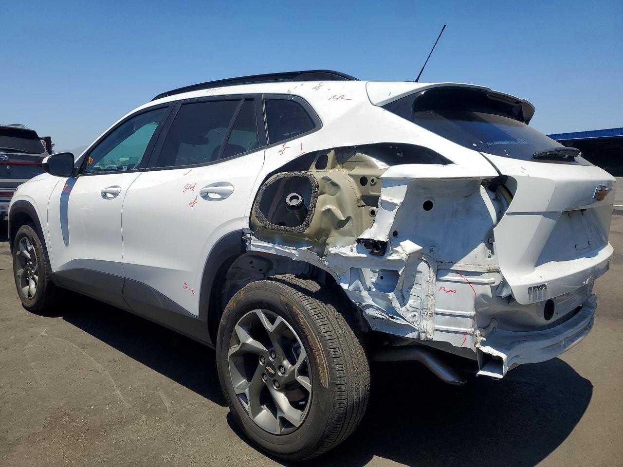 2025 Chevrolet Trax 1Lt - zdjęcie 2