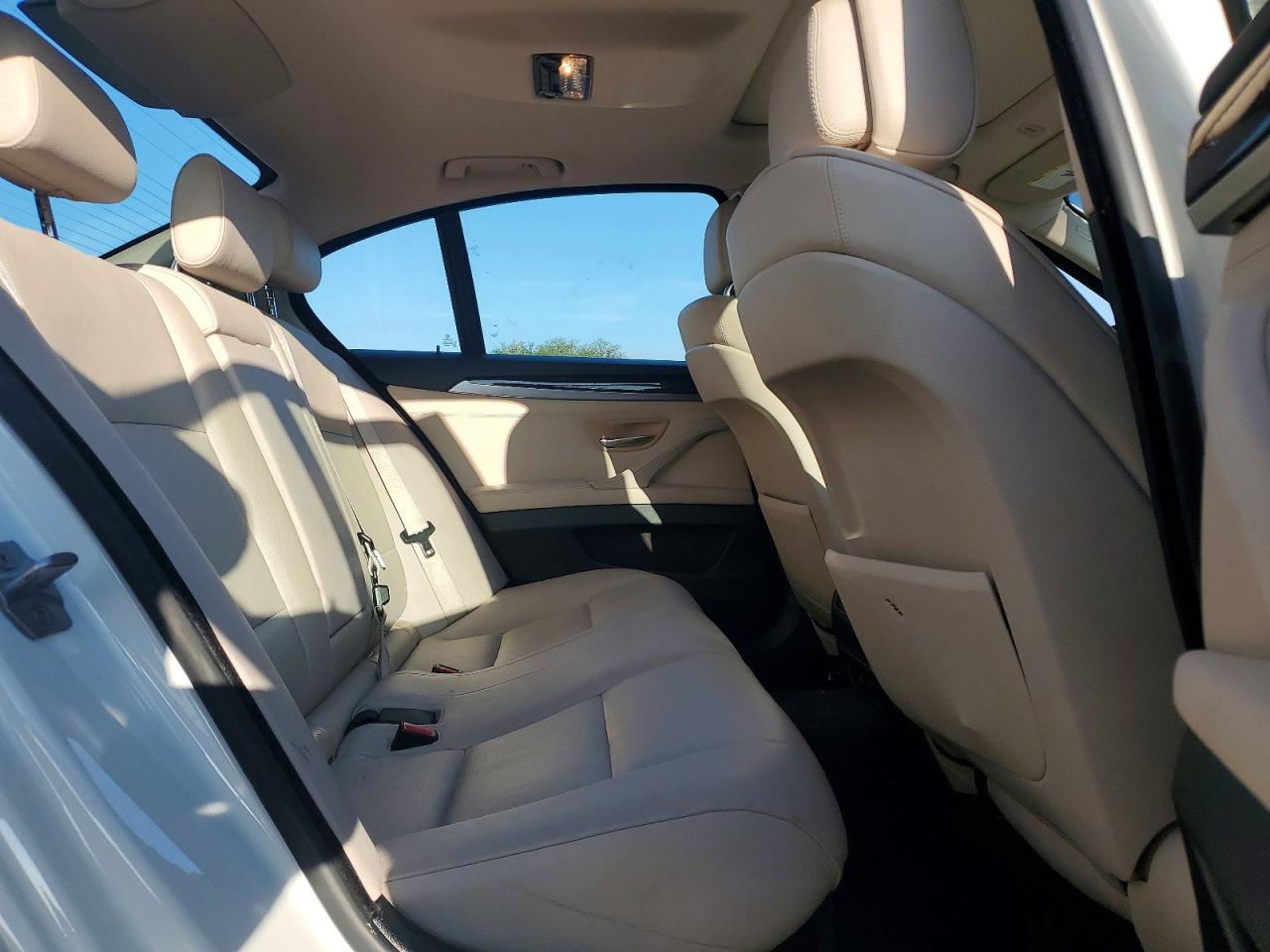 2013 BMW 535 I - zdjęcie 10