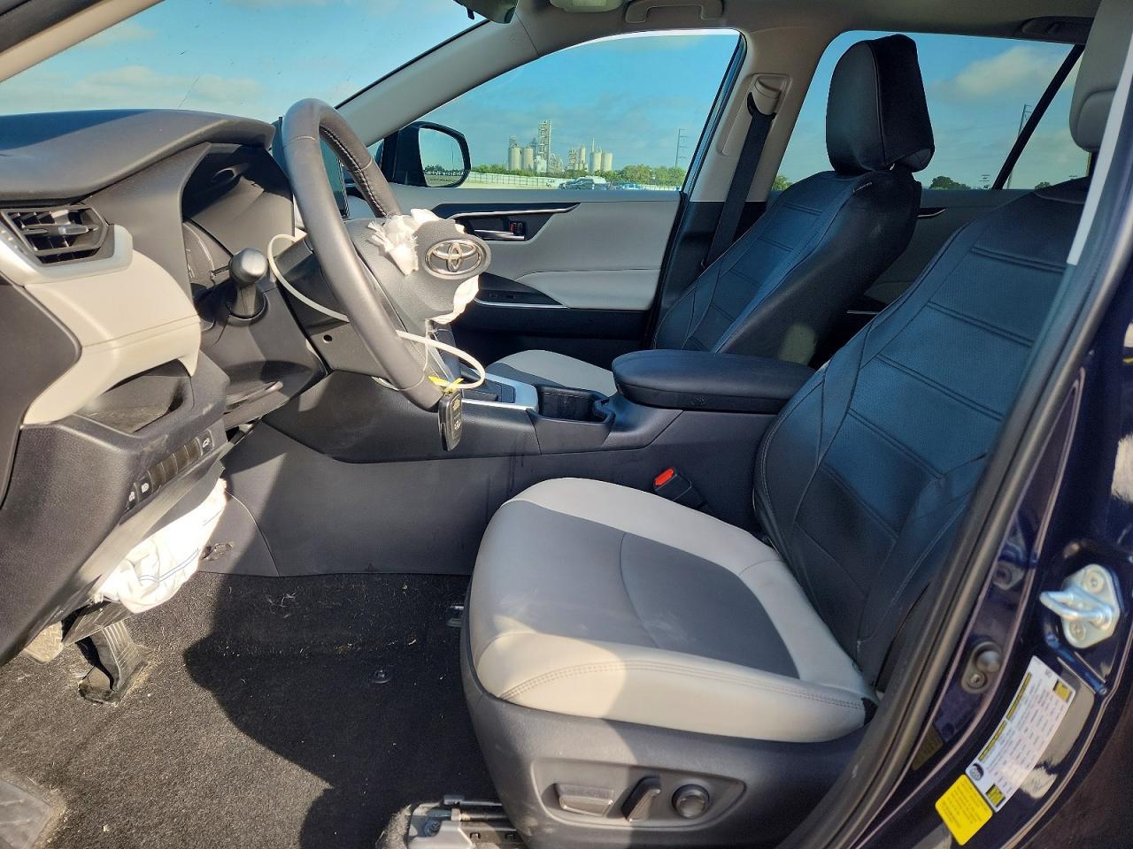 2025 Toyota Rav4 Xle Premium - zdjęcie 7