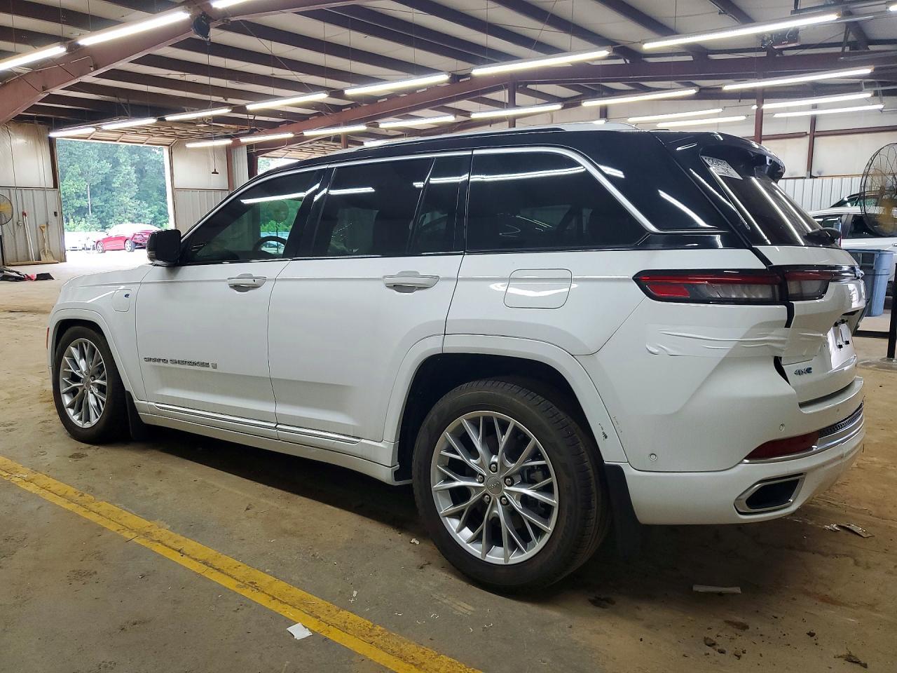 2022 Jeep Grand Cherokee Summit 4Xe - zdjęcie 2