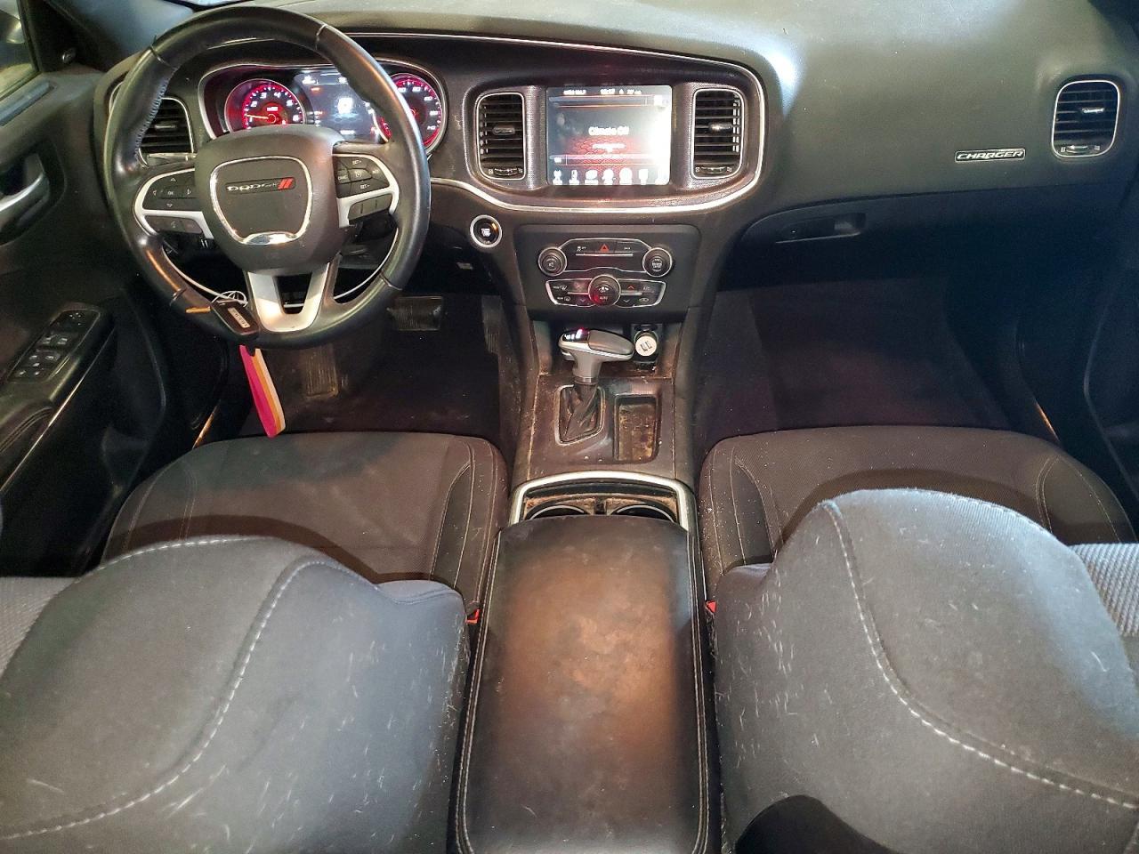 2016 Dodge Charger Sxt - zdjęcie 8