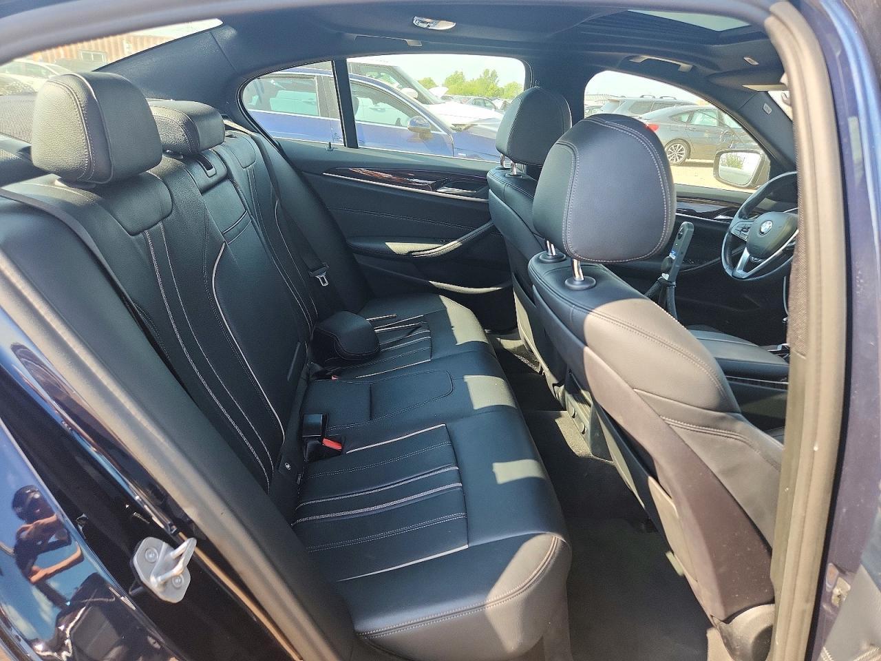 2019 BMW 530 Xi - zdjęcie 10