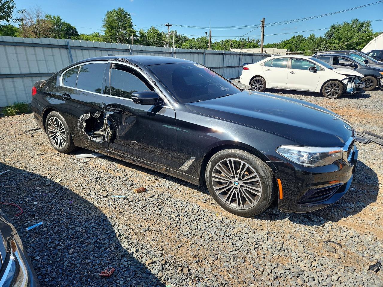 2019 BMW Seria 5 530i - zdjęcie 4