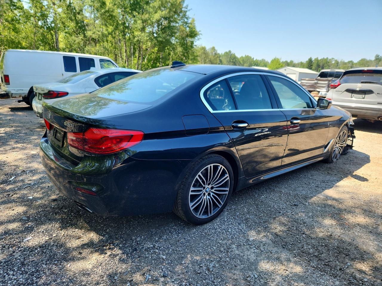 2017 BMW Seria 5 530i - zdjęcie 3