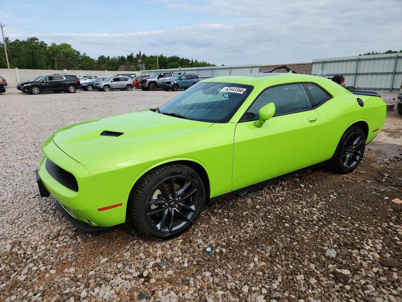 2023 Dodge Challenger Sxt - zdjęcie główne