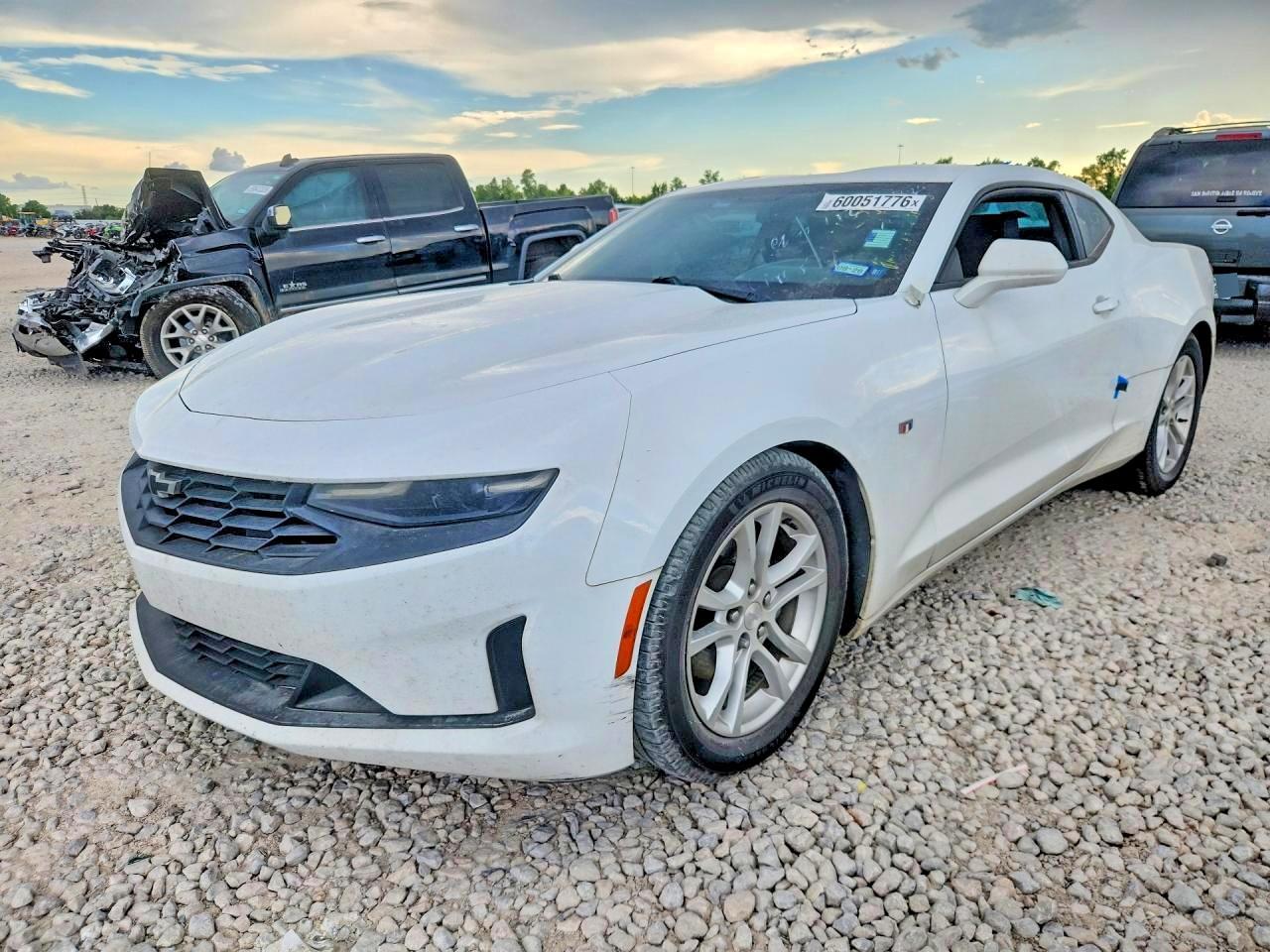 2019 Chevrolet Camaro Ls - zdjęcie główne