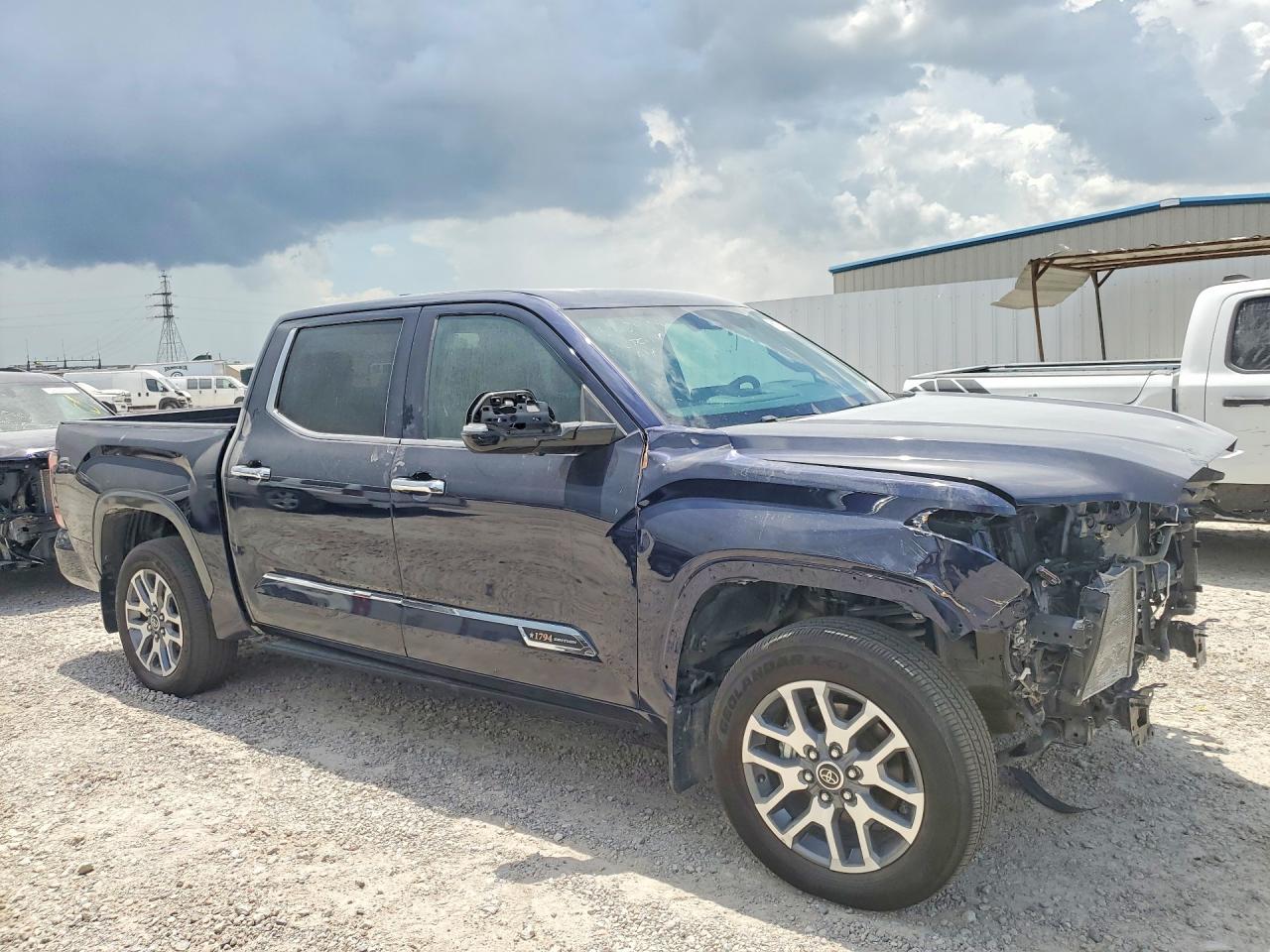 2024 Toyota Tundra 1794 Edition - zdjęcie 4