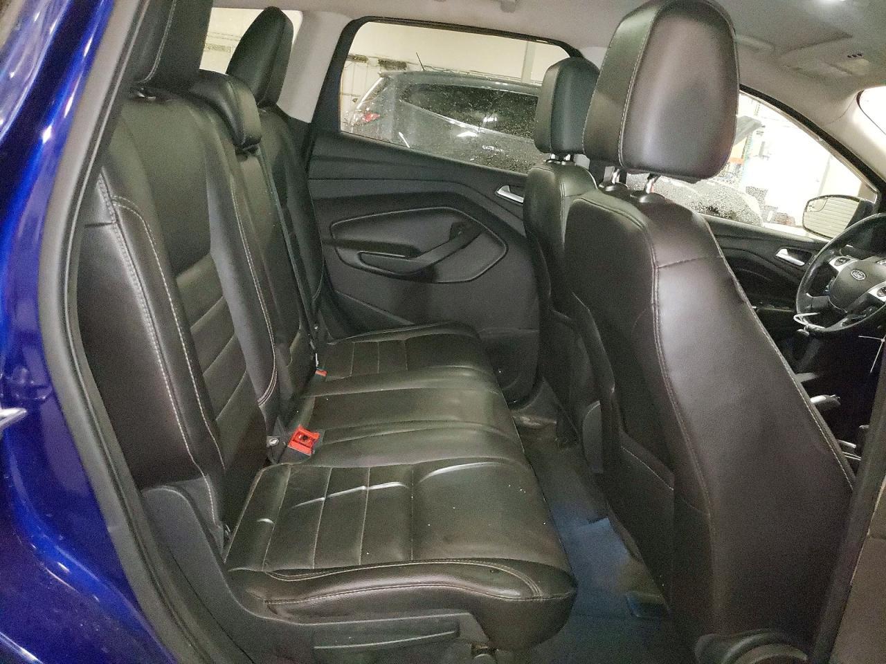 2014 Ford Escape Titanium - zdjęcie 11