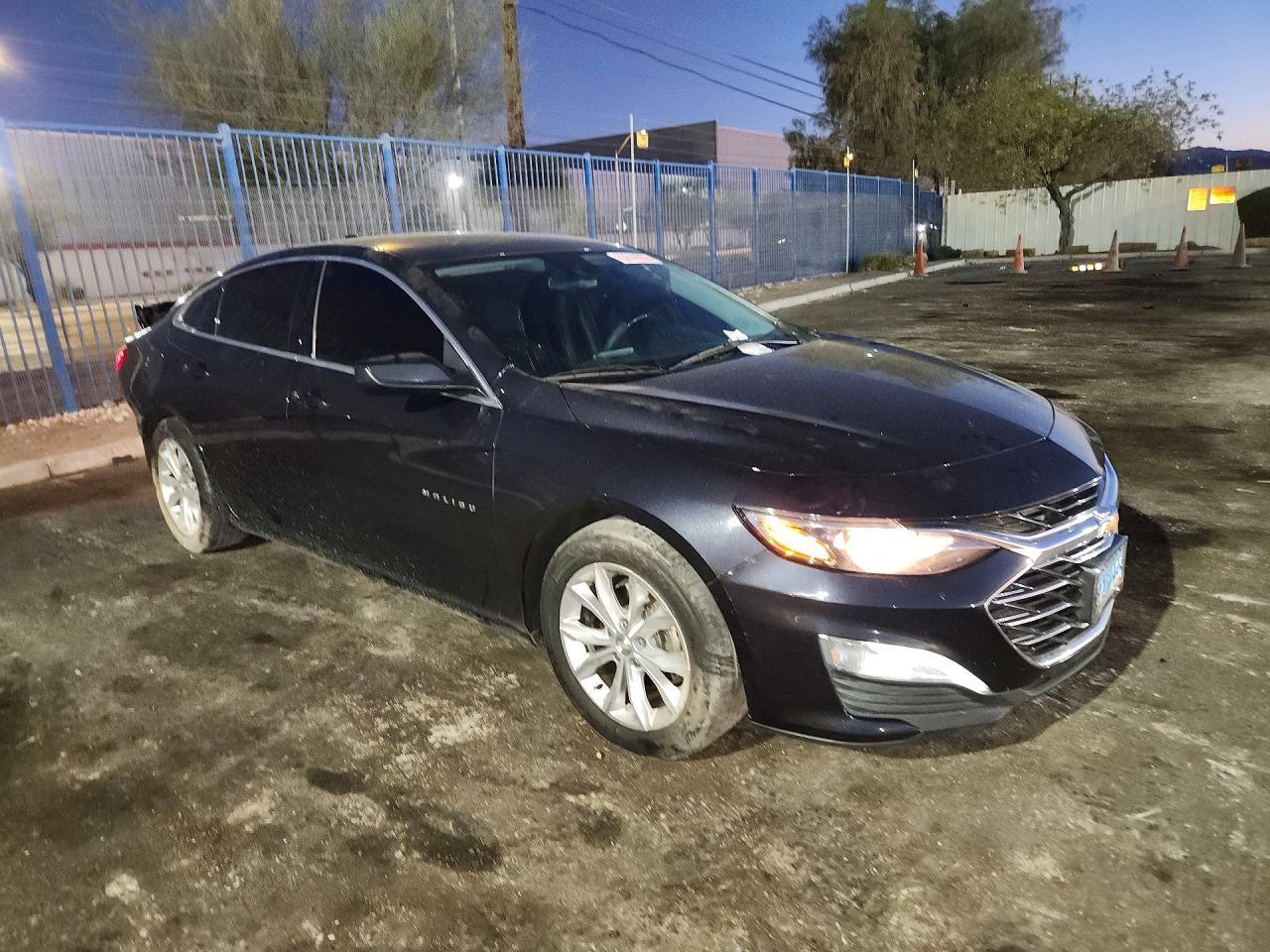 2023 Chevrolet Malibu Lt - zdjęcie 4