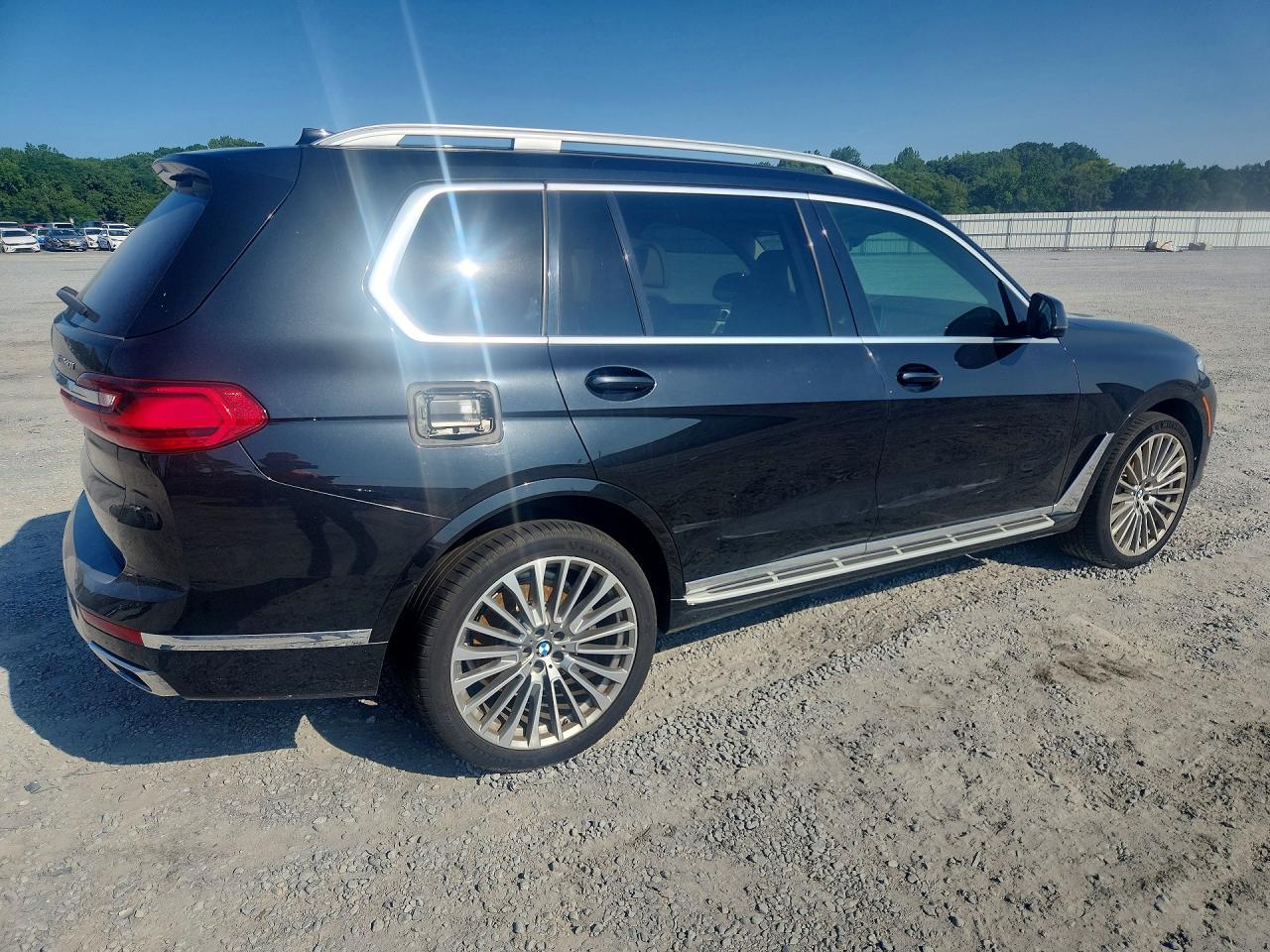 2019 BMW X7 xDrive40I - zdjęcie 3