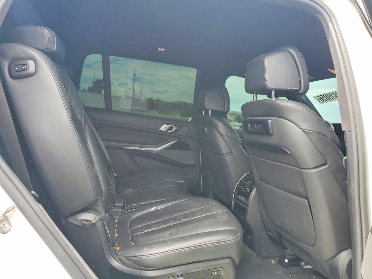 2019 BMW X7 xDrive50I - zdjęcie 10
