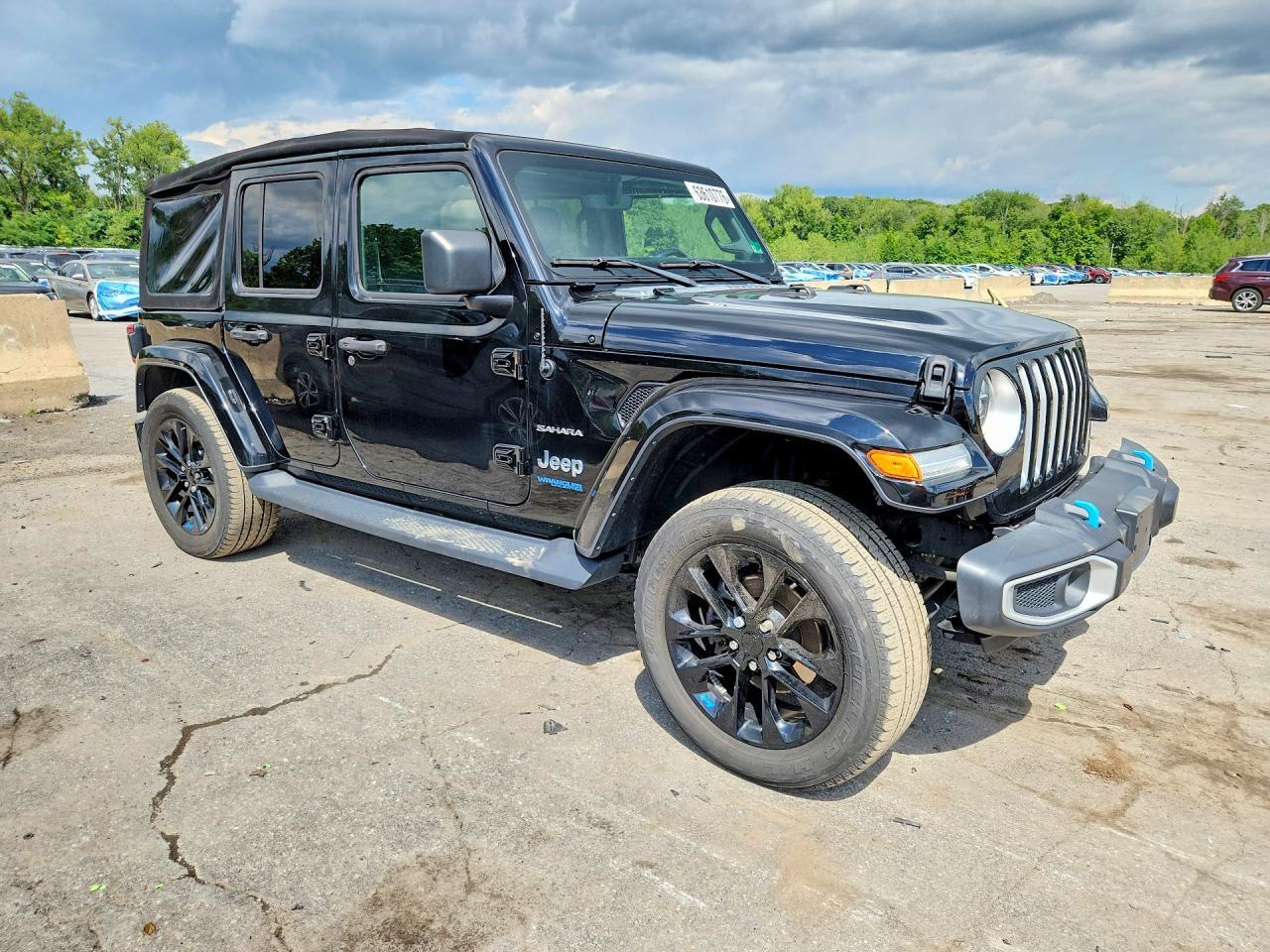 2022 Jeep Wrangler Unlimited Sahara 4Xe - zdjęcie 4